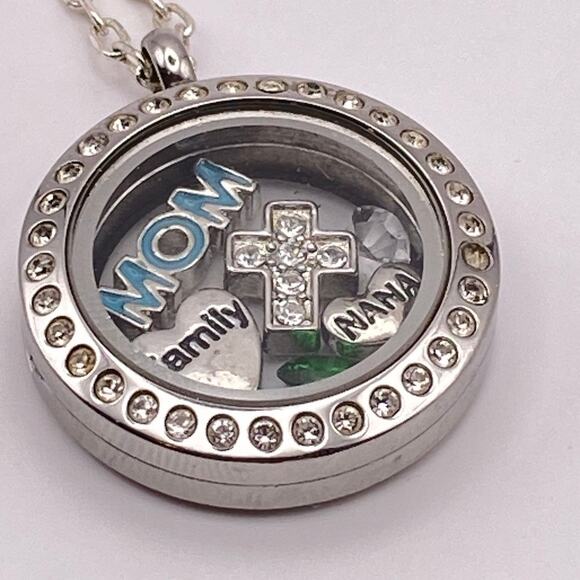 NWOT ORIGAMI OWL Locket Necklace Charms Mom Nana Family Cross Crystals $130 msrp - Picture 4 of 6